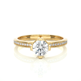 18KT Female Solitaire 4 Ring