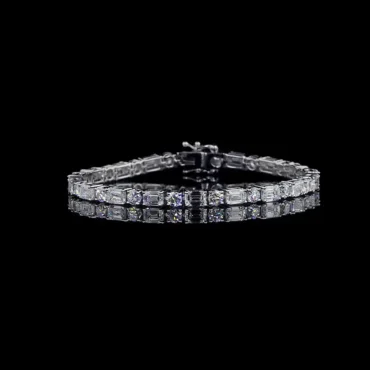 Carriston Twin Gleam <span class="diamond">Tennis Bracelet</span>