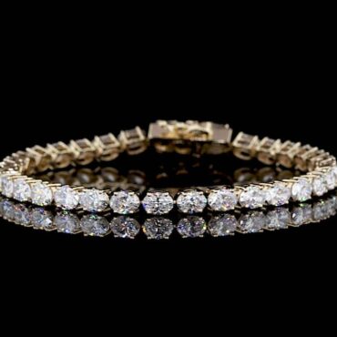 Kirkton Flame <span class="diamond">Tennis Bracelet</span>