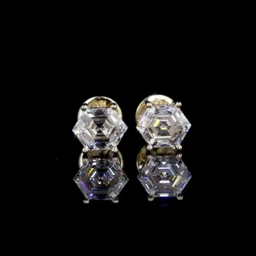 Keelie Rain <span class="diamond">Solitaire Earrings</span>