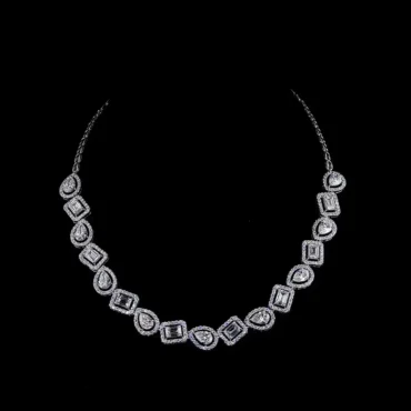 Claridge Symphony Glow <span class="diamond">Necklace Set</span>