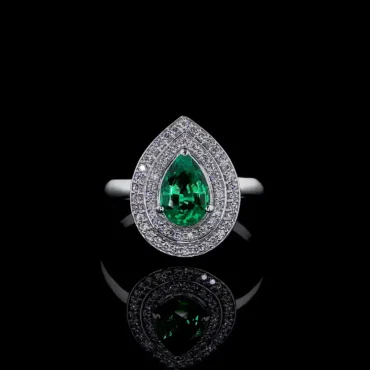 Birk Cloud <span class="diamond">Hidden Halo Ring</span>