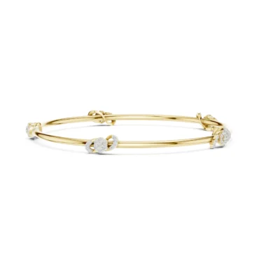 Cardiff bangle <span class="diamond">bracelet</span>