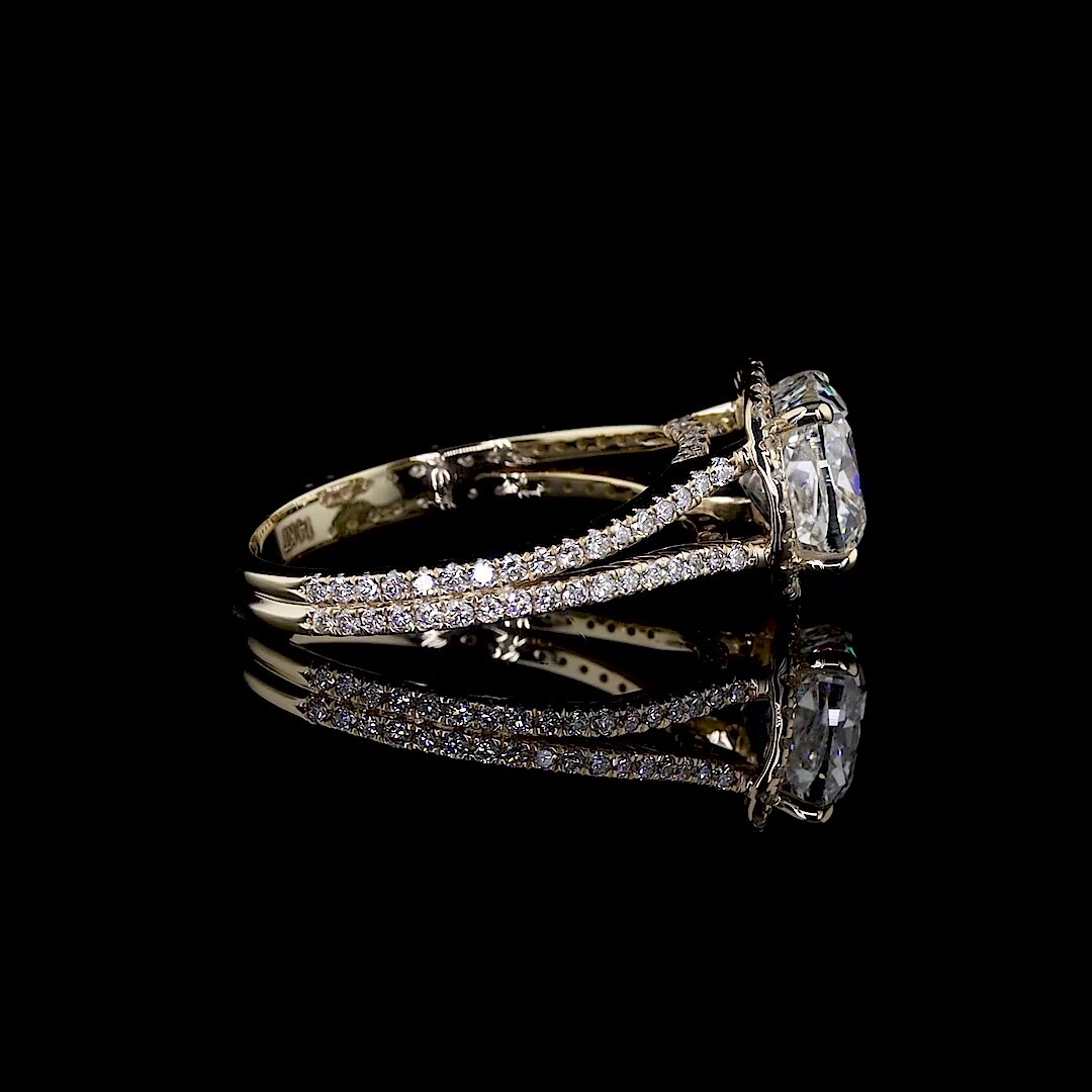 Latheron Cushion <span class="diamond">Halo 2ct Diamond Ring</span>