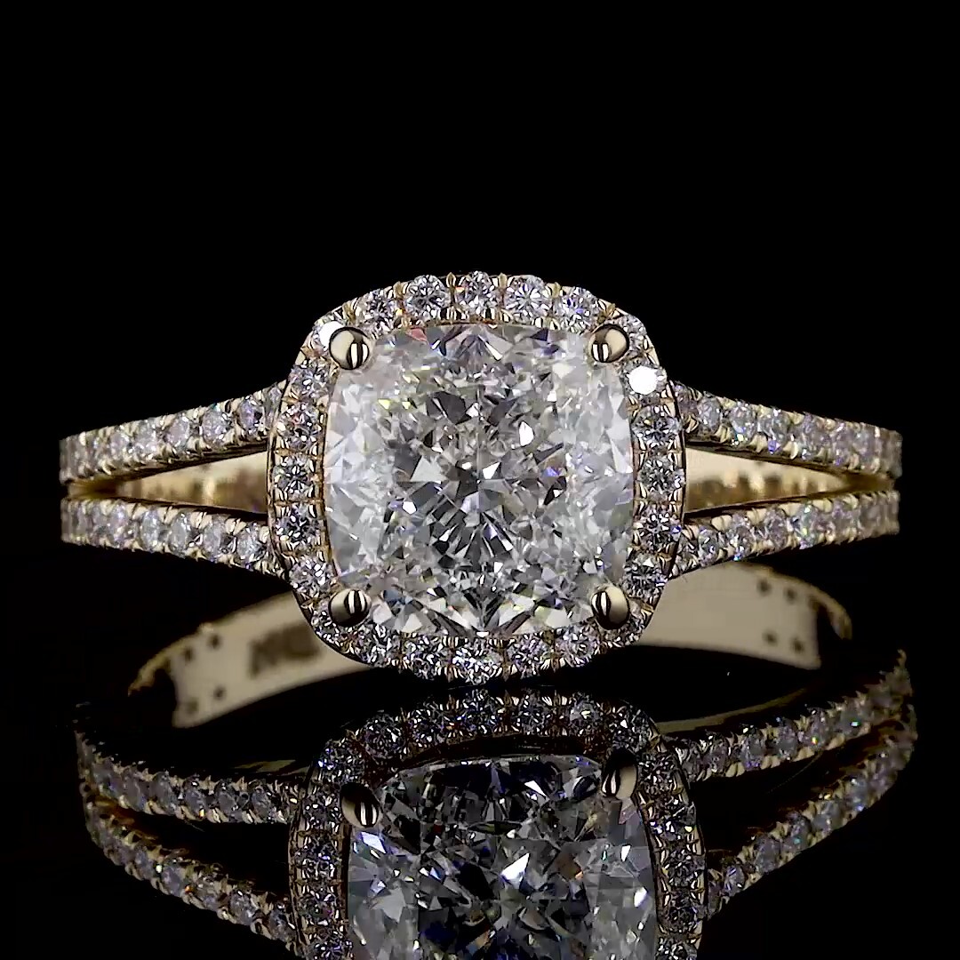Latheron Cushion <span class="diamond">Halo 2ct Diamond Ring</span>