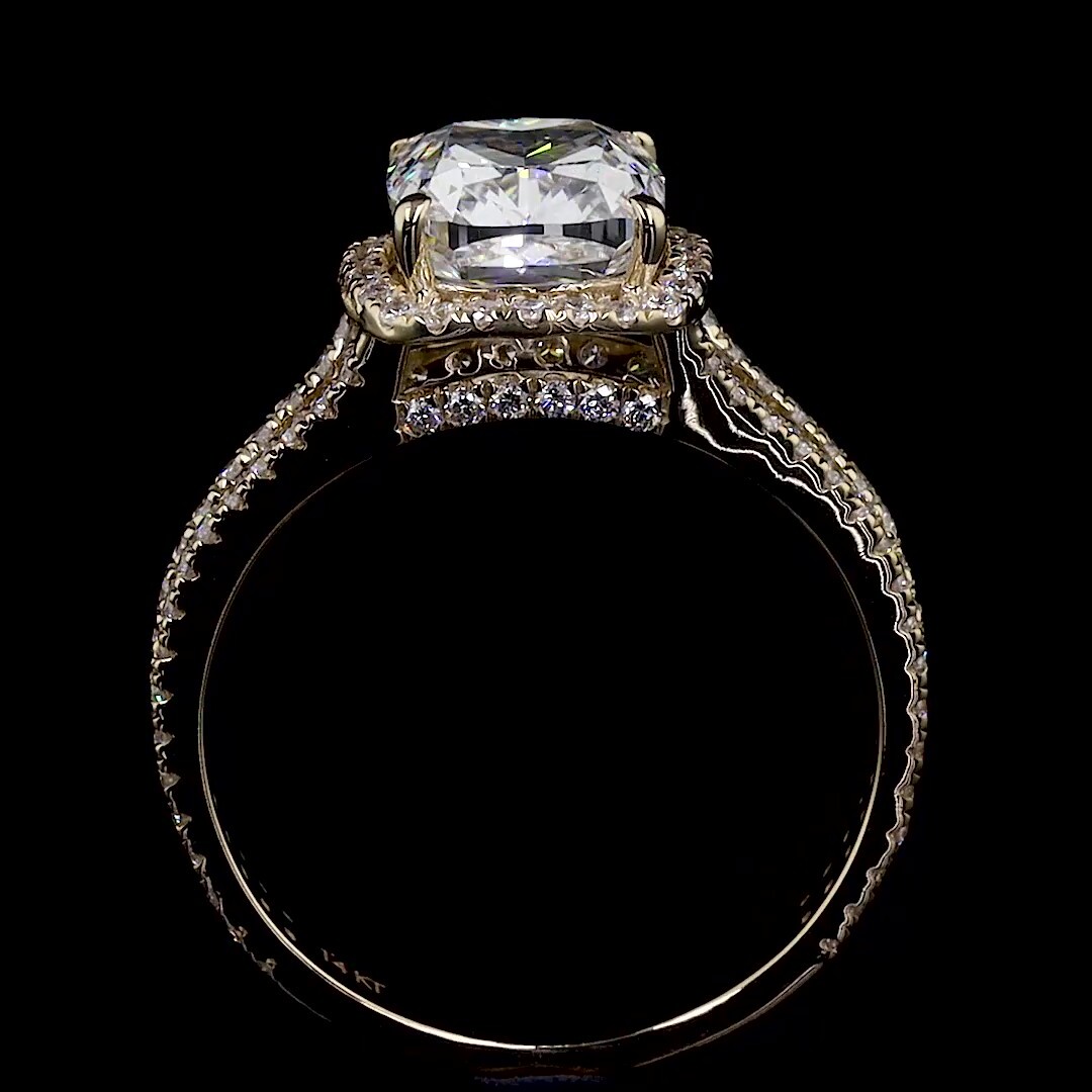 Latheron Cushion <span class="diamond">Halo 2ct Diamond Ring</span>